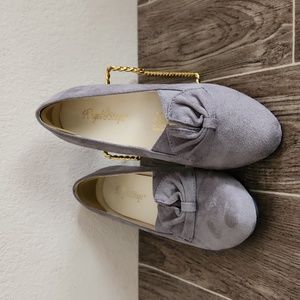 Angel Steps Gray Suede Pumps | Comfortable Low Heel Pumps | Size 8